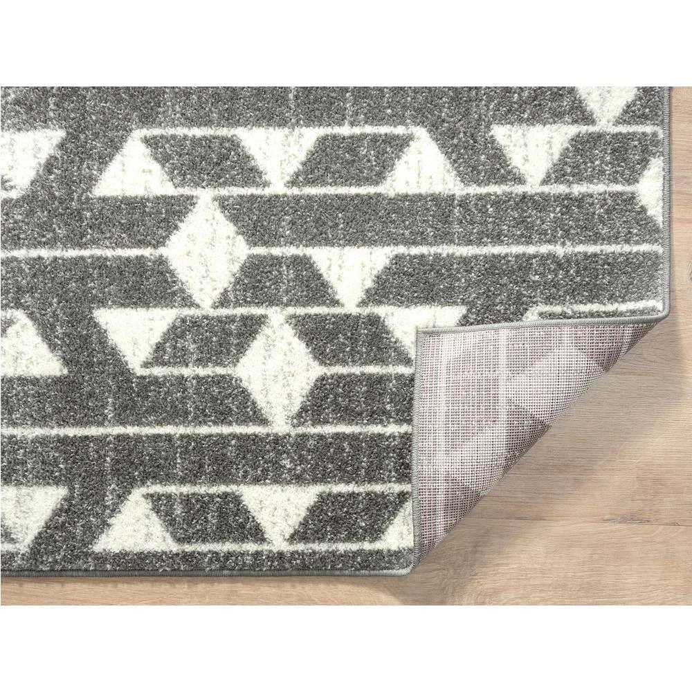 Casa Grey 4 ft. x 6 ft. Geometric Polypropylene Area Rug by Abani 9 Casa Grey 4 ft. x 6 ft. Geometric Polypropylene Area Rug by Abani - Image 7
