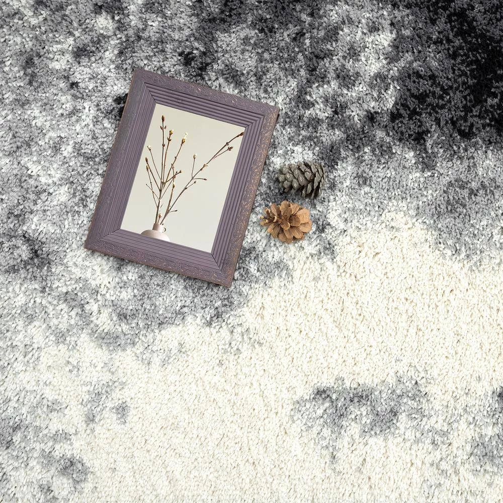 Willow Grey 5 ft. 3 ft. x 7 ft. 6 in. Shag Polypropylene Area Rug by Abani 8 Willow Grey 5 ft. 3 ft. x 7 ft. 6 in. Shag Polypropylene Area Rug by Abani - Image 6