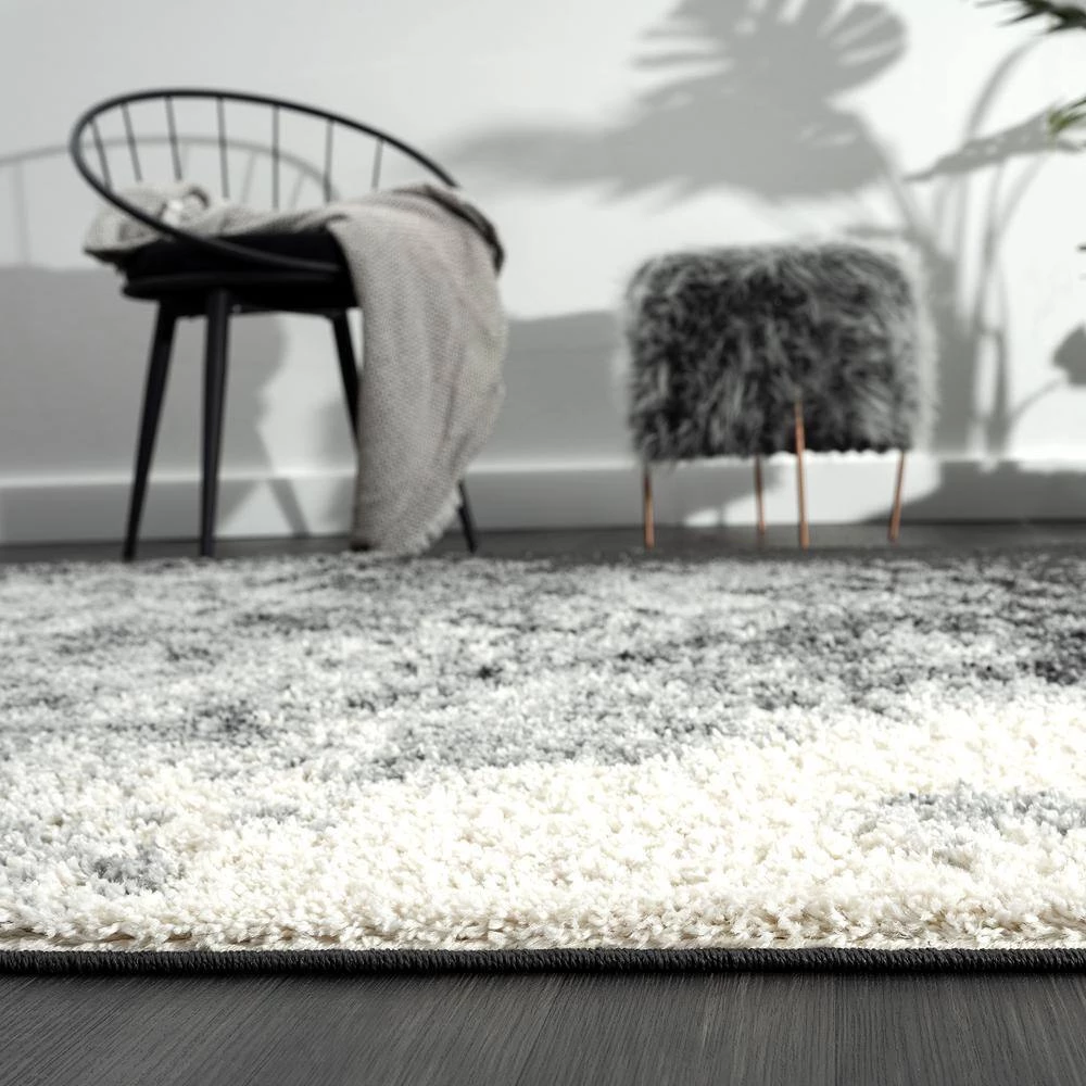 Willow Grey 5 ft. 3 ft. x 7 ft. 6 in. Shag Polypropylene Area Rug by Abani 9 Willow Grey 5 ft. 3 ft. x 7 ft. 6 in. Shag Polypropylene Area Rug by Abani - Image 7